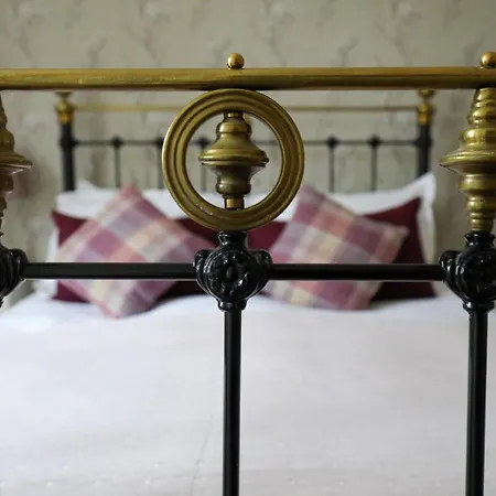 The Black Swan Inn