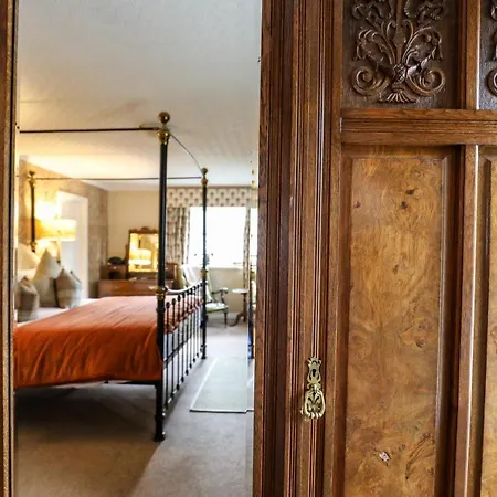Inn The Black Swan