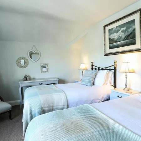 Inn The Black Swan 4*