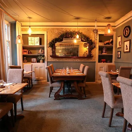Inn The Black Swan 4*